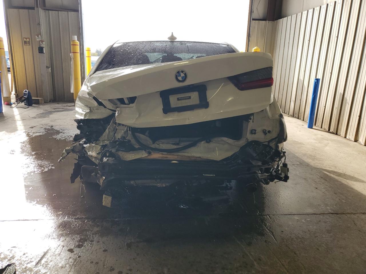 Фото: 3MW5R7J08L8B27086