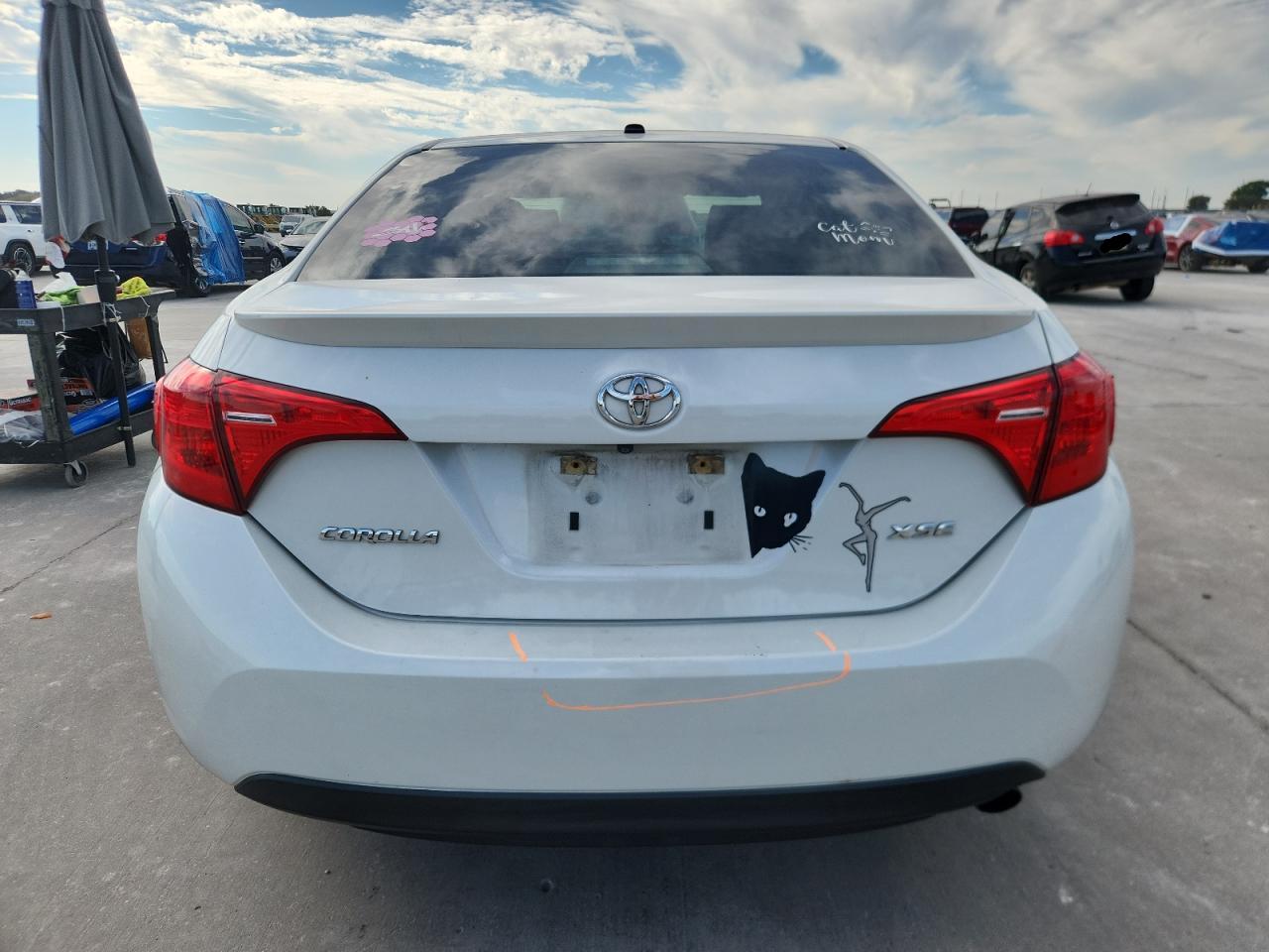 2017 Toyota Corolla L VIN: 5YFBURHE4HP620448 Lot: 82483215