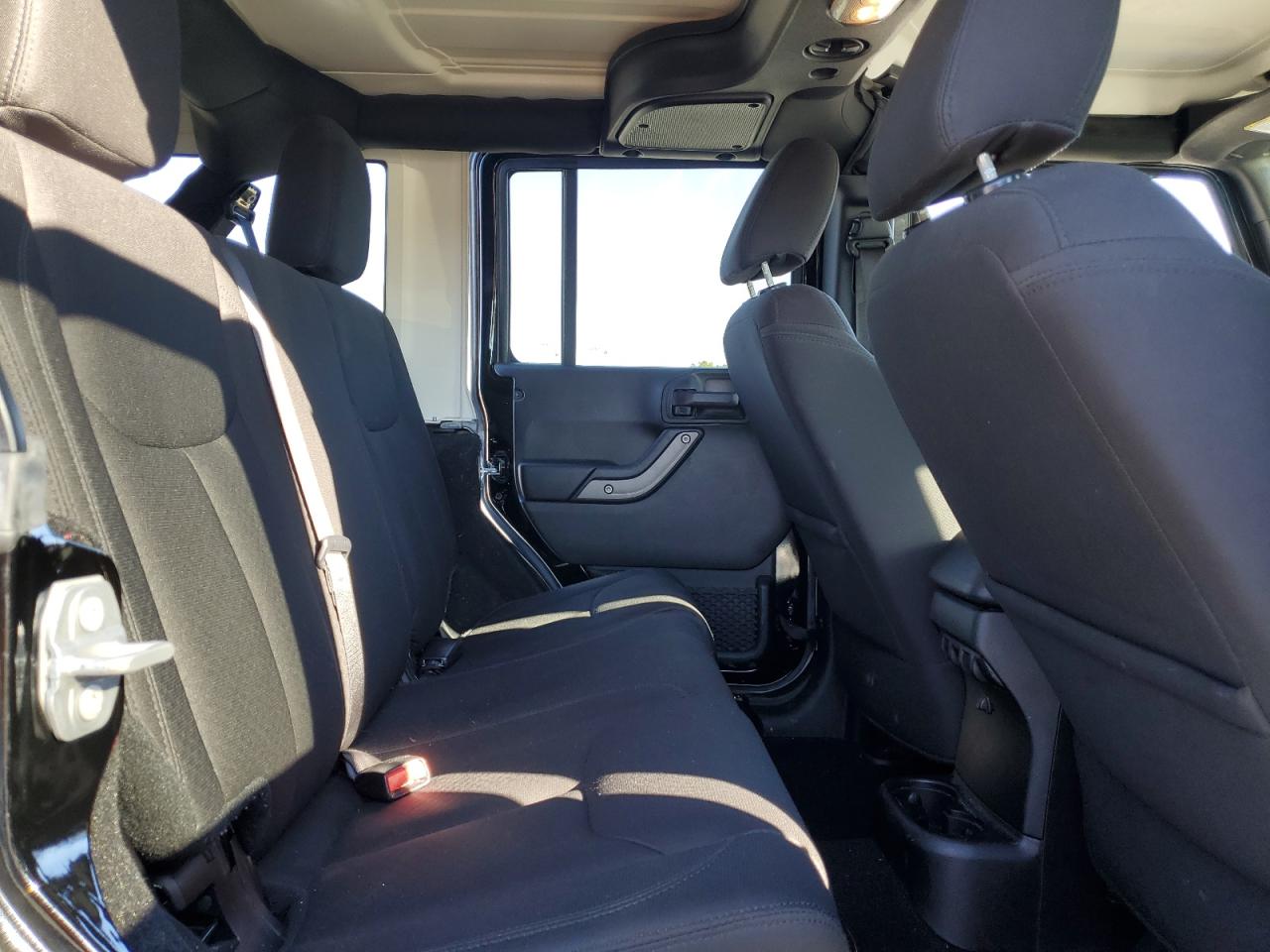 2017 Jeep Wrangler Unlimited Sport VIN: 1C4BJWDG4HL554510 Lot: 82503135