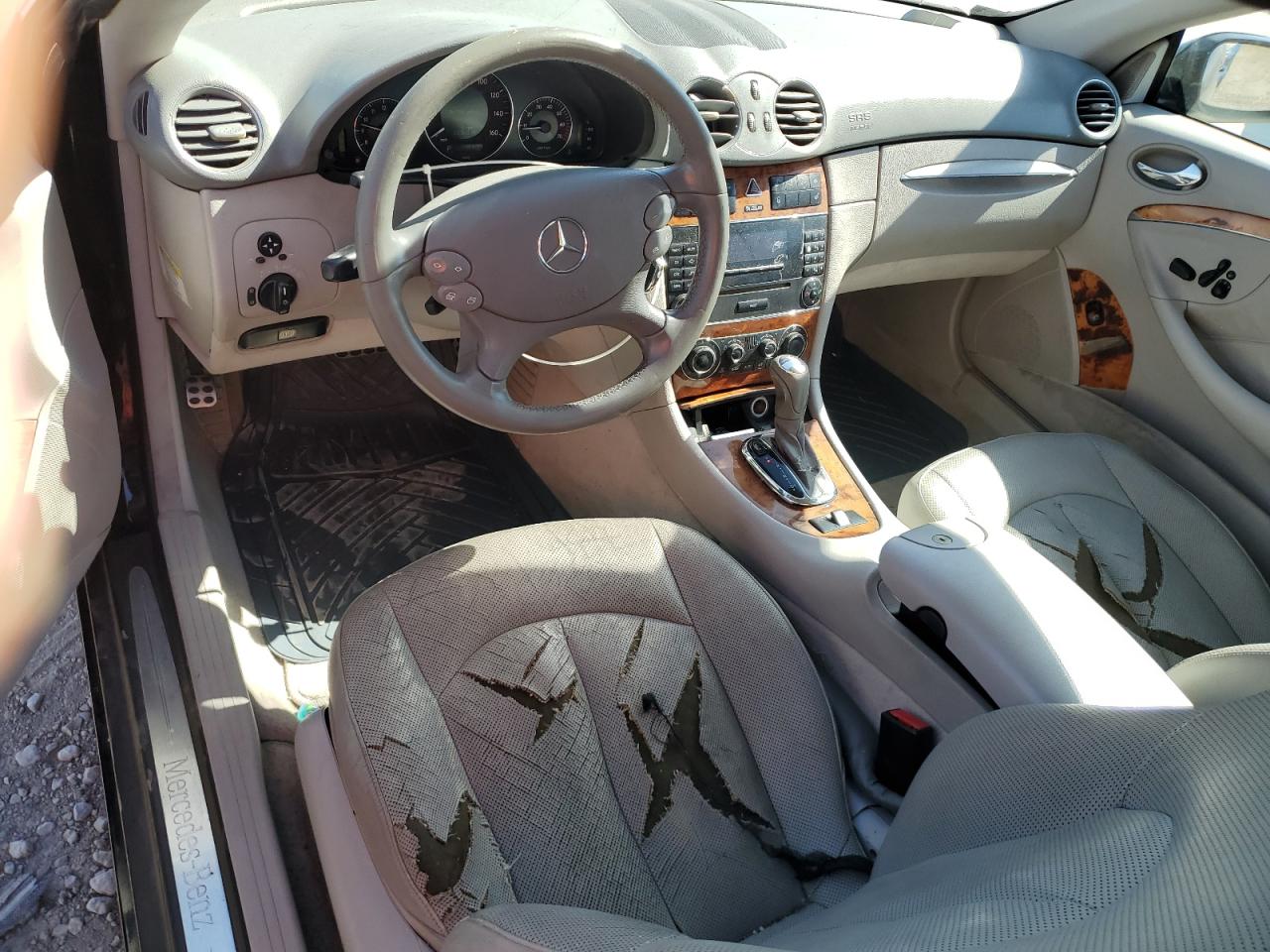 2005 Mercedes-Benz Clk 320 VIN: WDBTK65G65T042421 Lot: 82364585