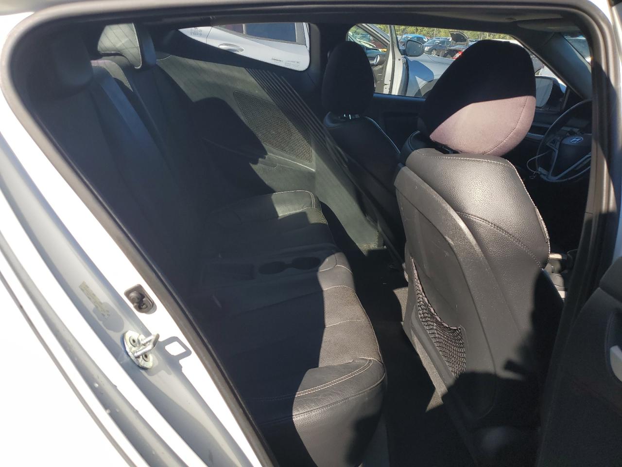 2014 Hyundai Veloster Turbo VIN: KMHTC6AE1EU203752 Lot: 90117105