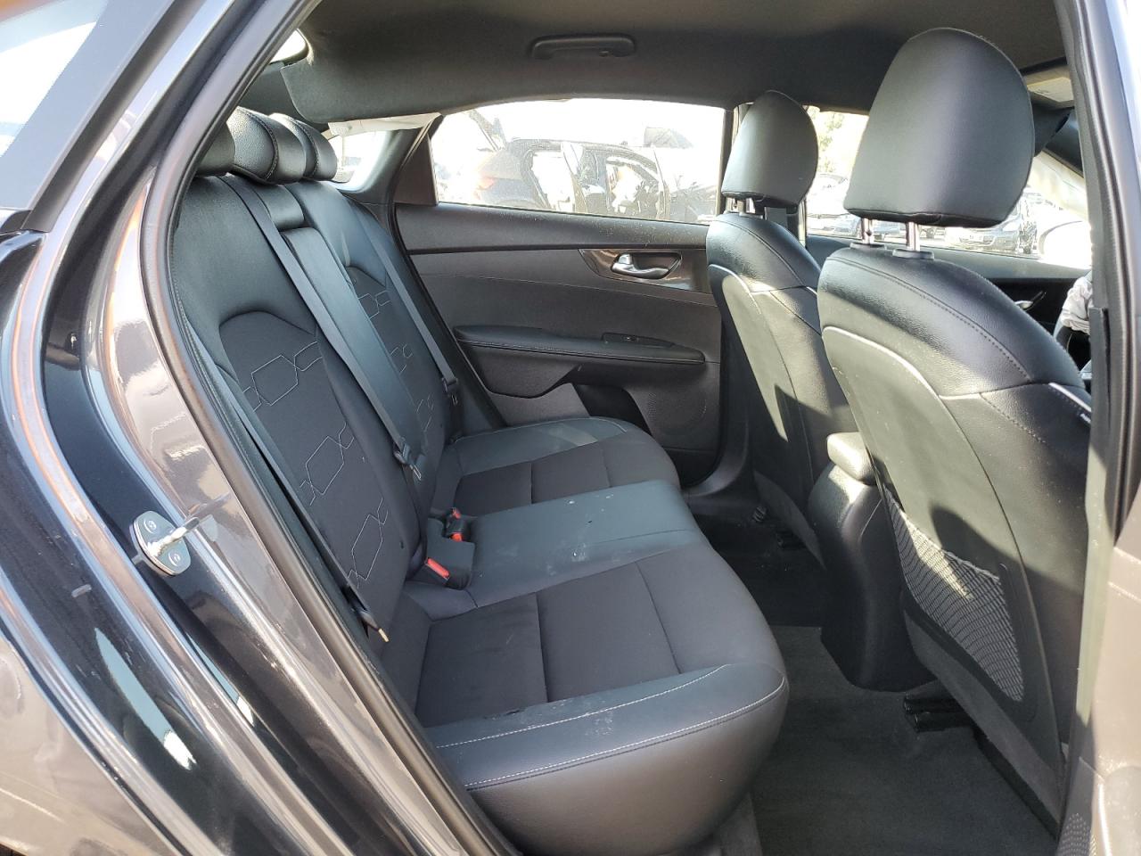 2024 Kia Forte Gt Line VIN: 3KPF54AD3RE713063 Lot: 82297205