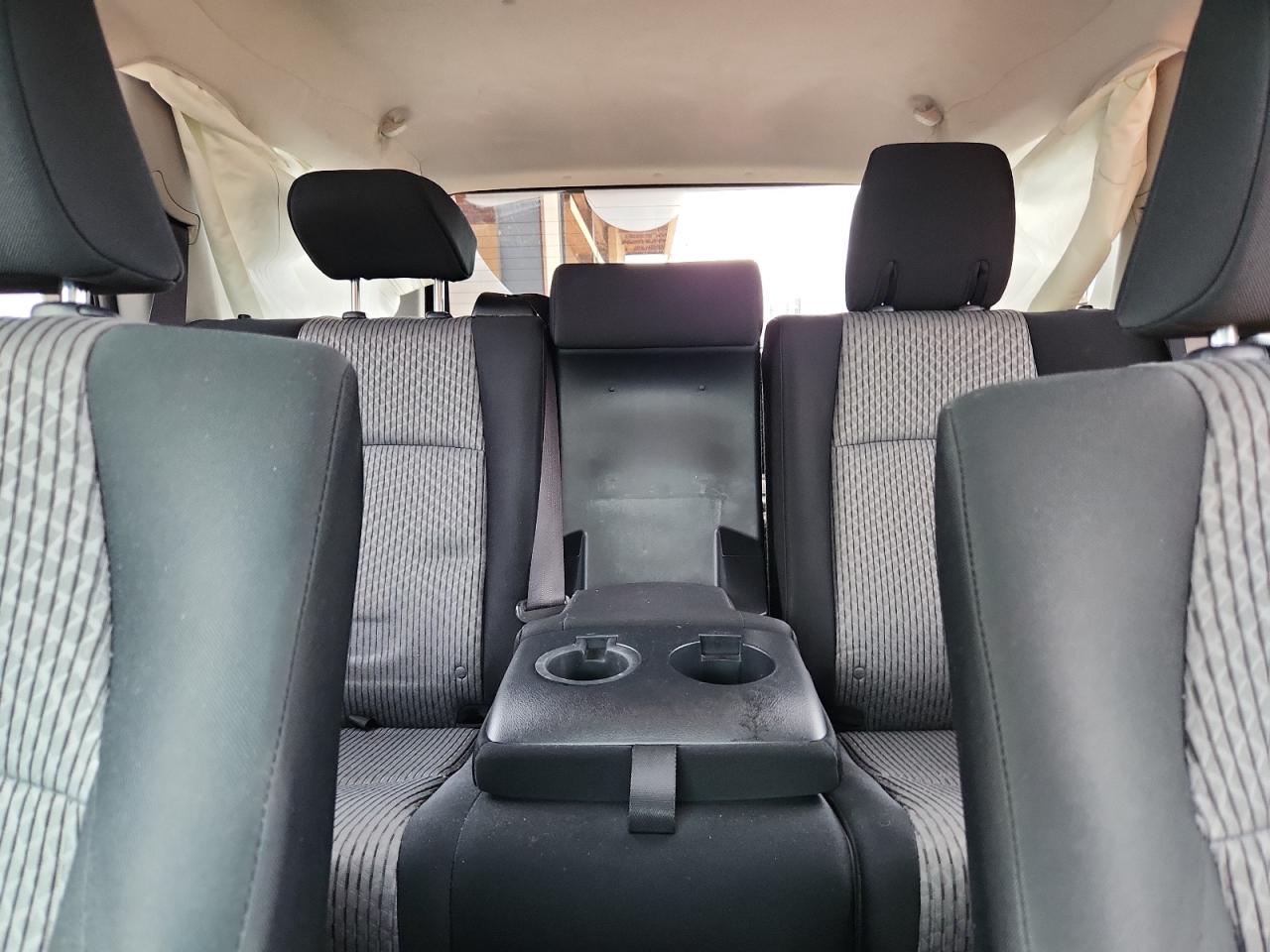 2019 Toyota 4Runner Sr5/Sr5 Premium VIN: JTEBU5JR9K5681171 Lot: 85686325