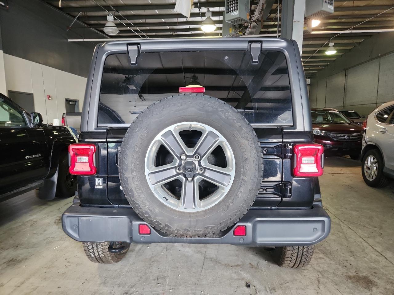 2020 Jeep Wrangler Unlimited Sahara VIN: 1C4HJXEN9LW135847 Lot: 89796995