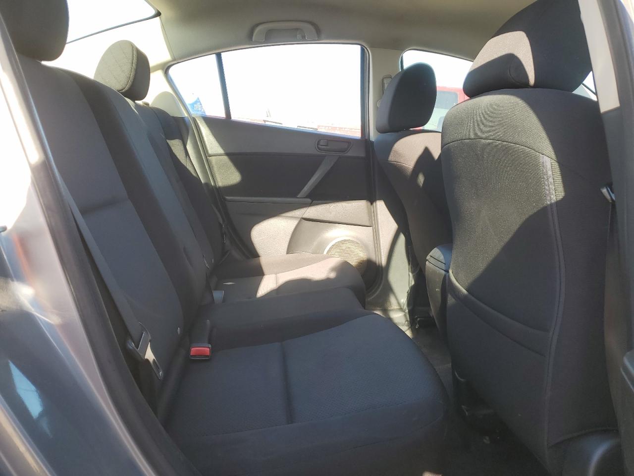 2011 Mazda 3 I VIN: JM1BL1UF6B1436353 Lot: 85780635