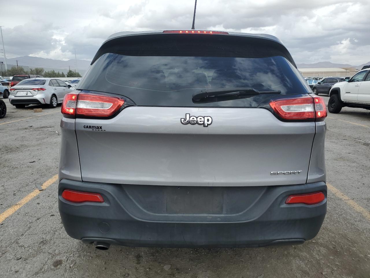 2015 Jeep Cherokee Sport VIN: 1C4PJLAB2FW525628 Lot: 86548055