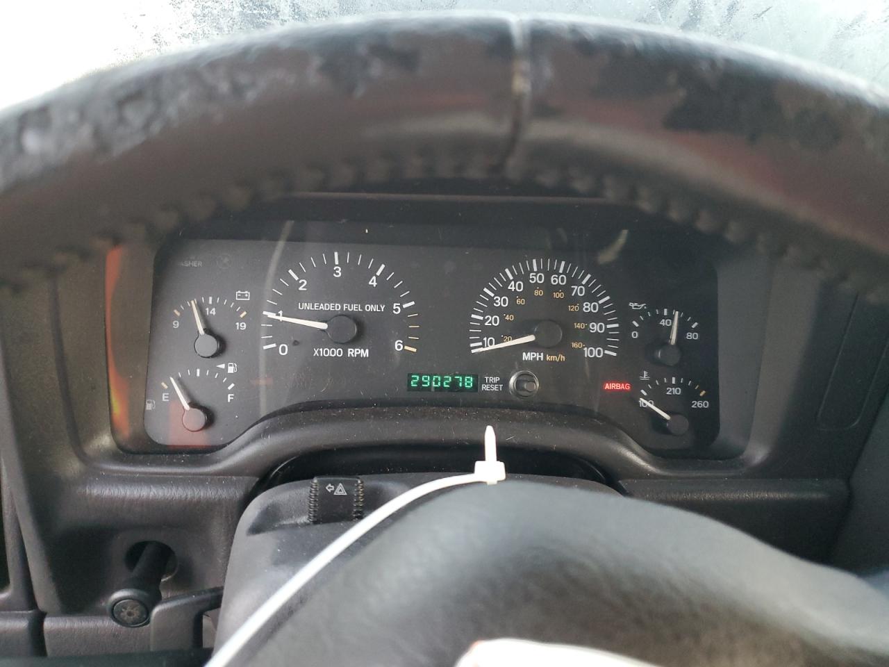 1999 Jeep Cherokee Sport VIN: 1J4FT68S2XL670579 Lot: 90354775