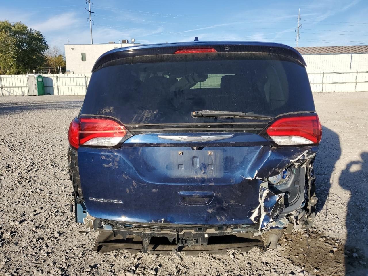 2017 Chrysler Pacifica Touring L Plus VIN: 2C4RC1EG6HR708670 Lot: 89860885