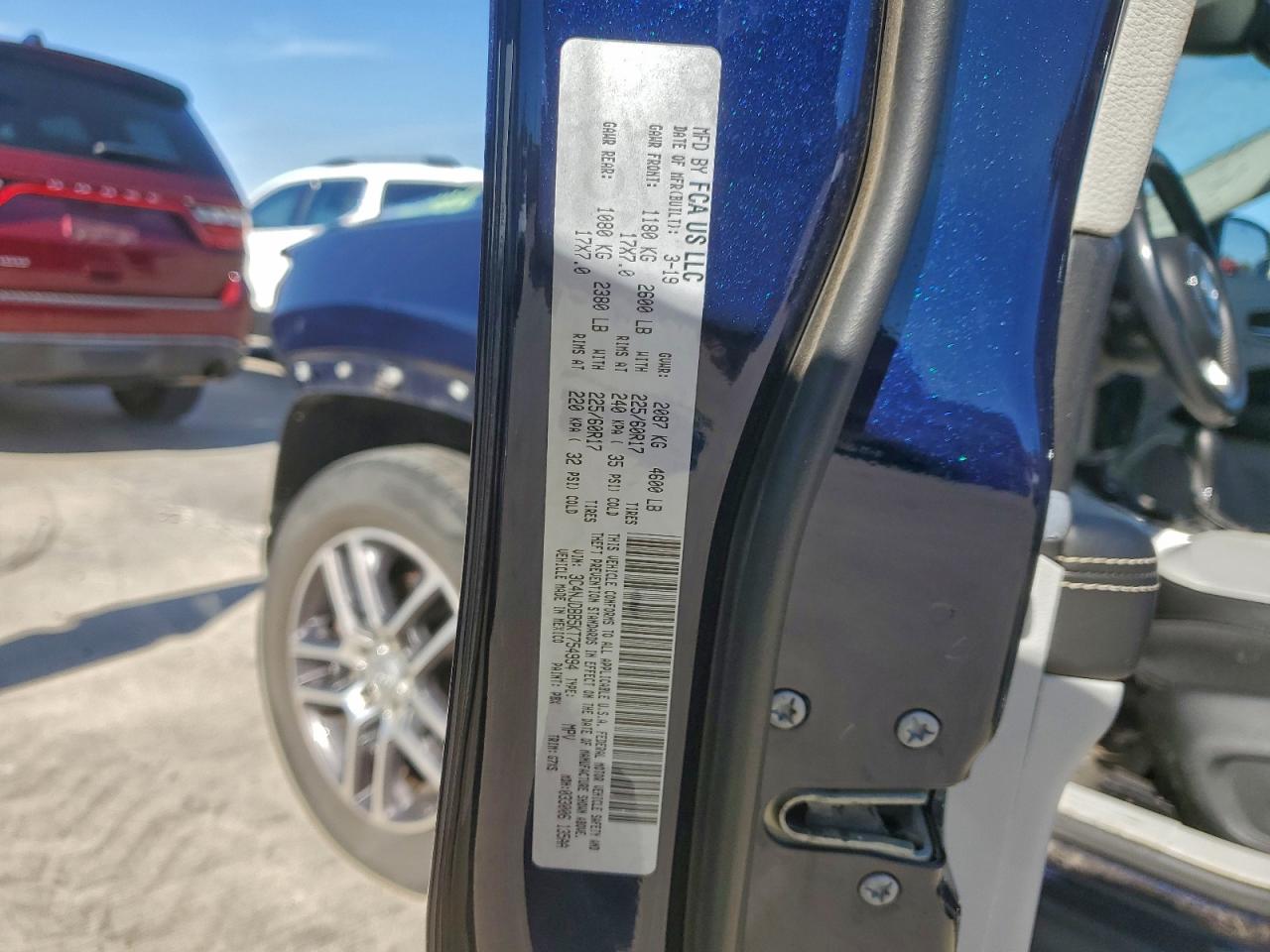 2019 Jeep Compass Latitude VIN: 3C4NJDBB5KT754994 Lot: 90883765