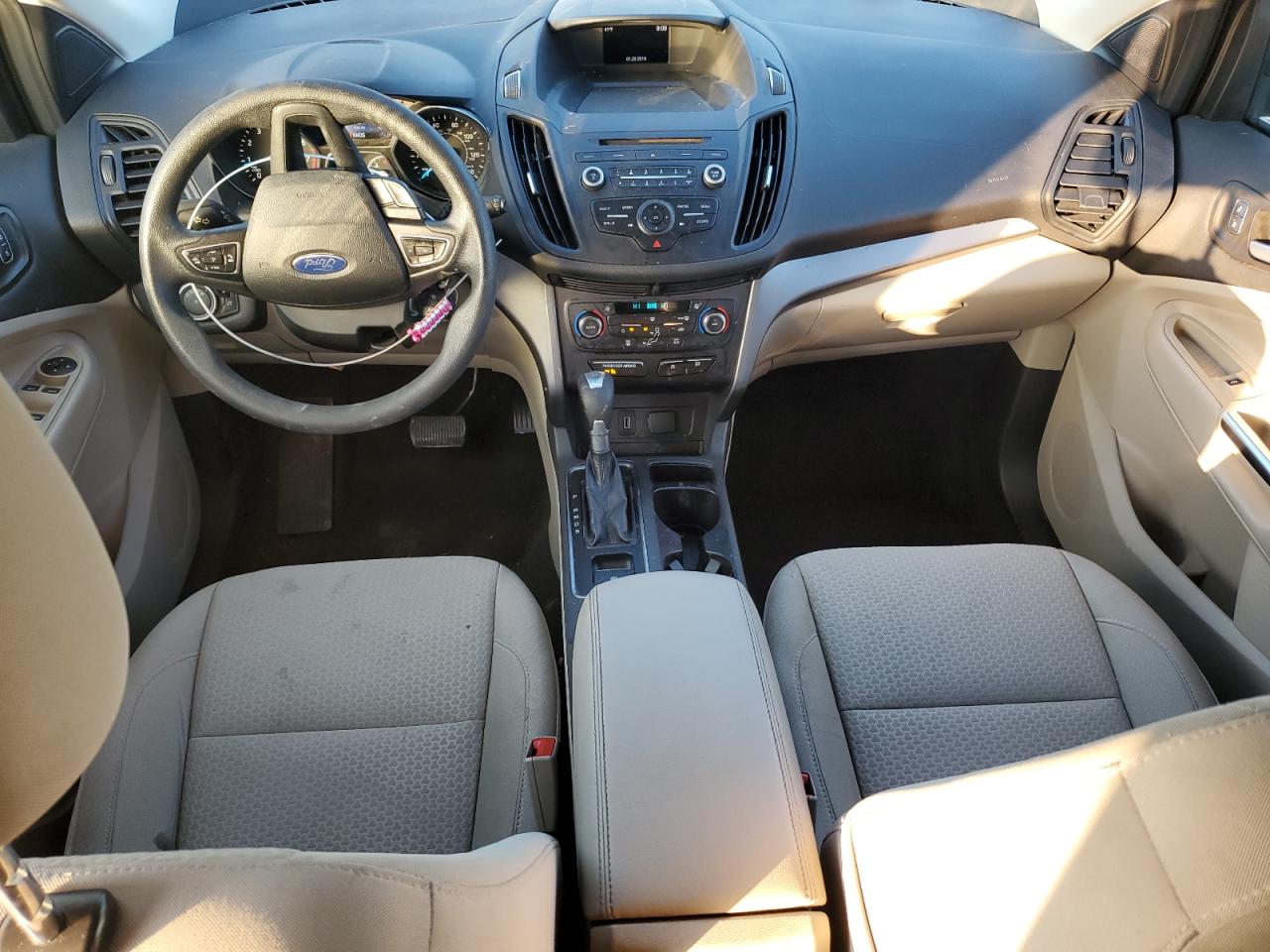 2017 Ford Escape Se VIN: 1FMCU0GD1HUD37660 Lot: 90865445