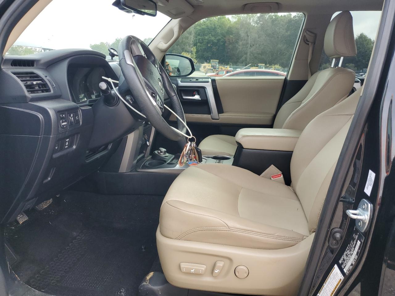 2020 Toyota 4Runner Sr5/Sr5 Premium VIN: JTEBU5JR1L5764403 Lot: 82339515