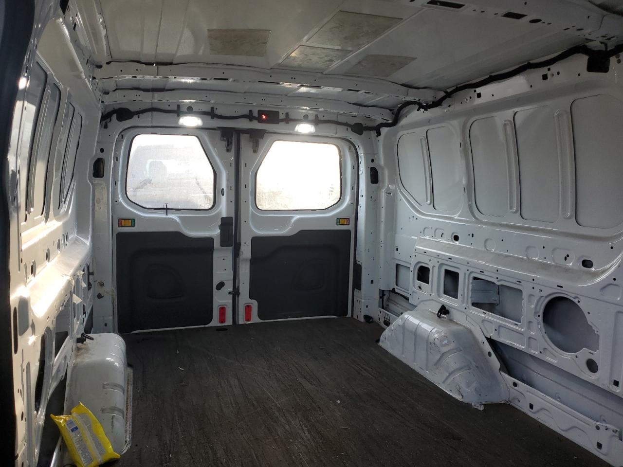 2018 Ford Transit Delivery Van VIN: 1FTYE9ZM9JKA74070 Lot: 87437485