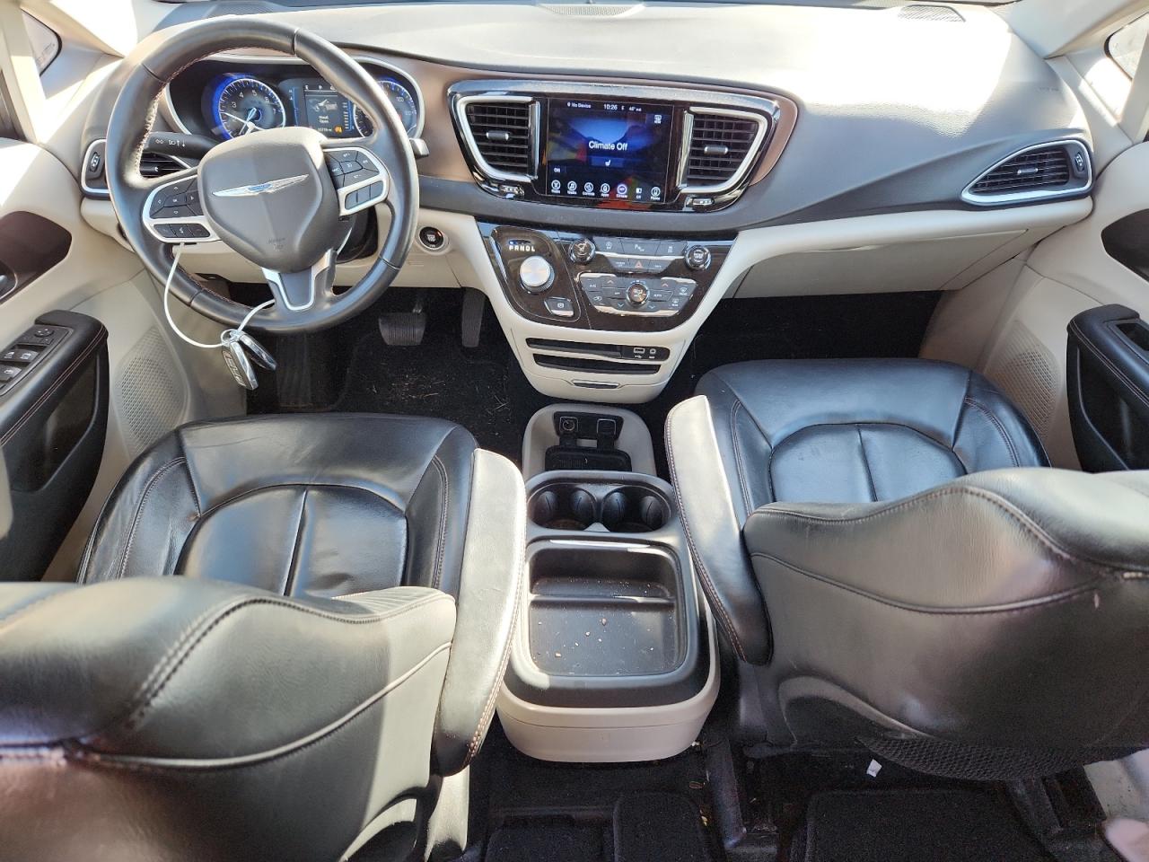 2017 Chrysler Pacifica Touring L VIN: 2C4RC1BG3HR785999 Lot: 87429955