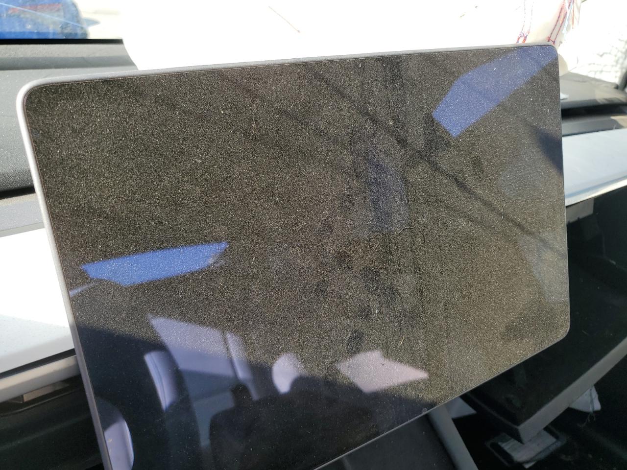 2022 Tesla Model Y VIN: 7SAYGDEE8NF351356 Lot: 85860865