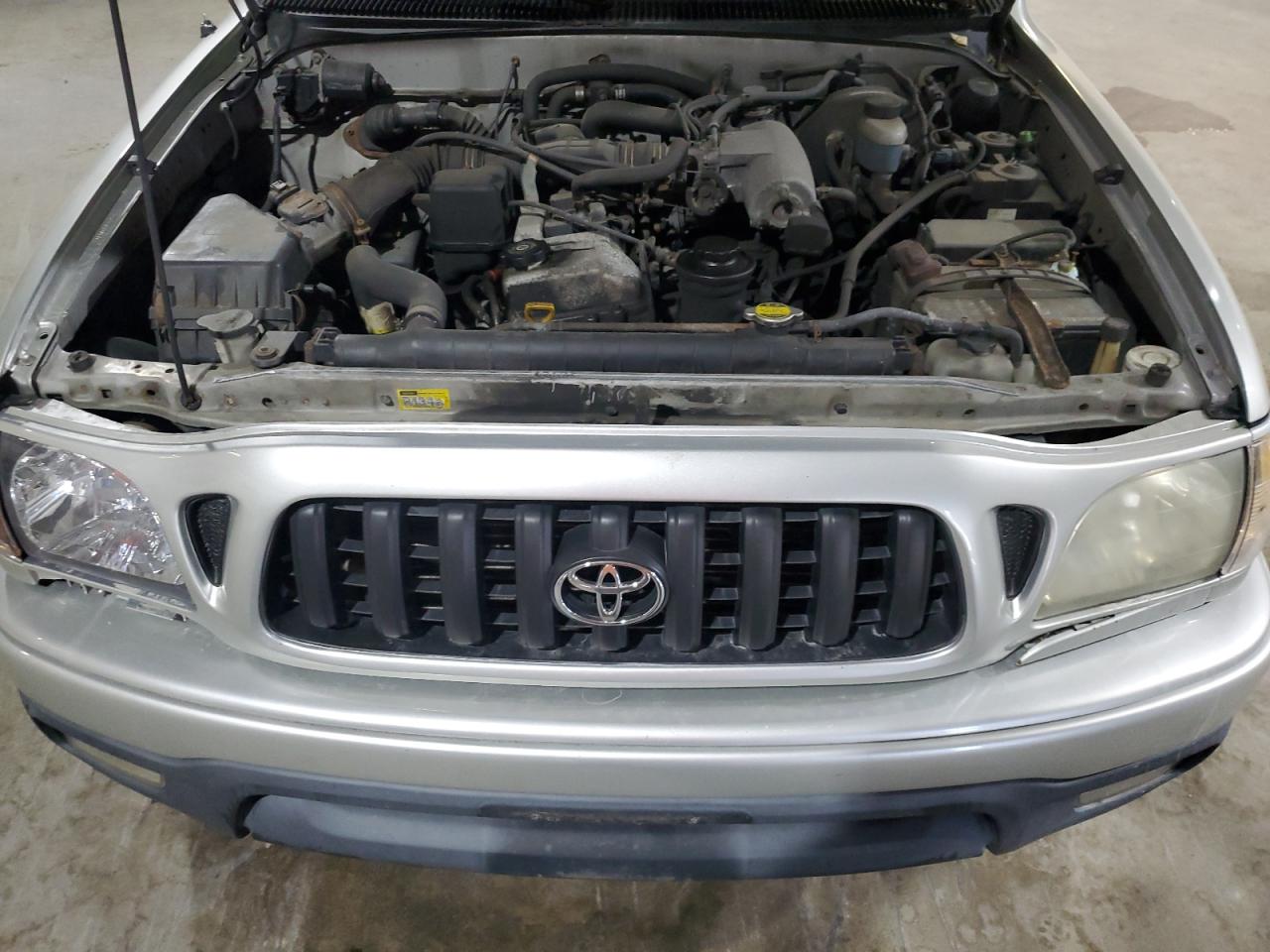 2001 Toyota Tacoma VIN: 5TEPM62N81Z770558 Lot: 82419235