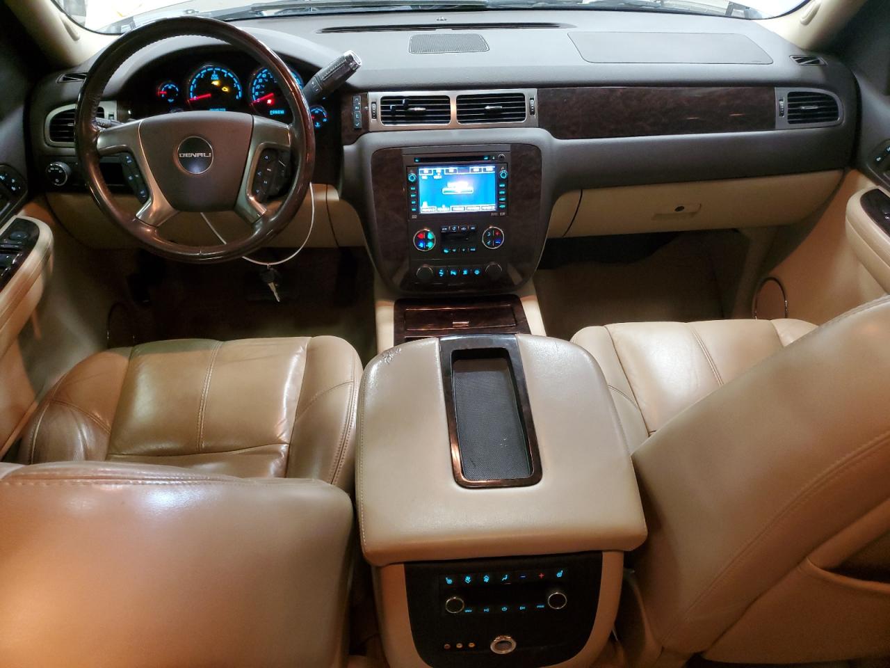 2007 GMC Yukon Xl Denali VIN: 1GKFK66817J243782 Lot: 90008705