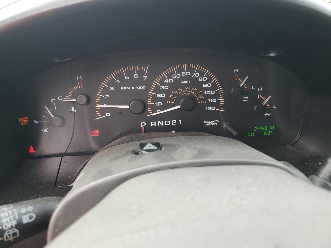 2003 Ford Expedition Xlt VIN: 1FMEU15L63LA43517 Lot: 82334815