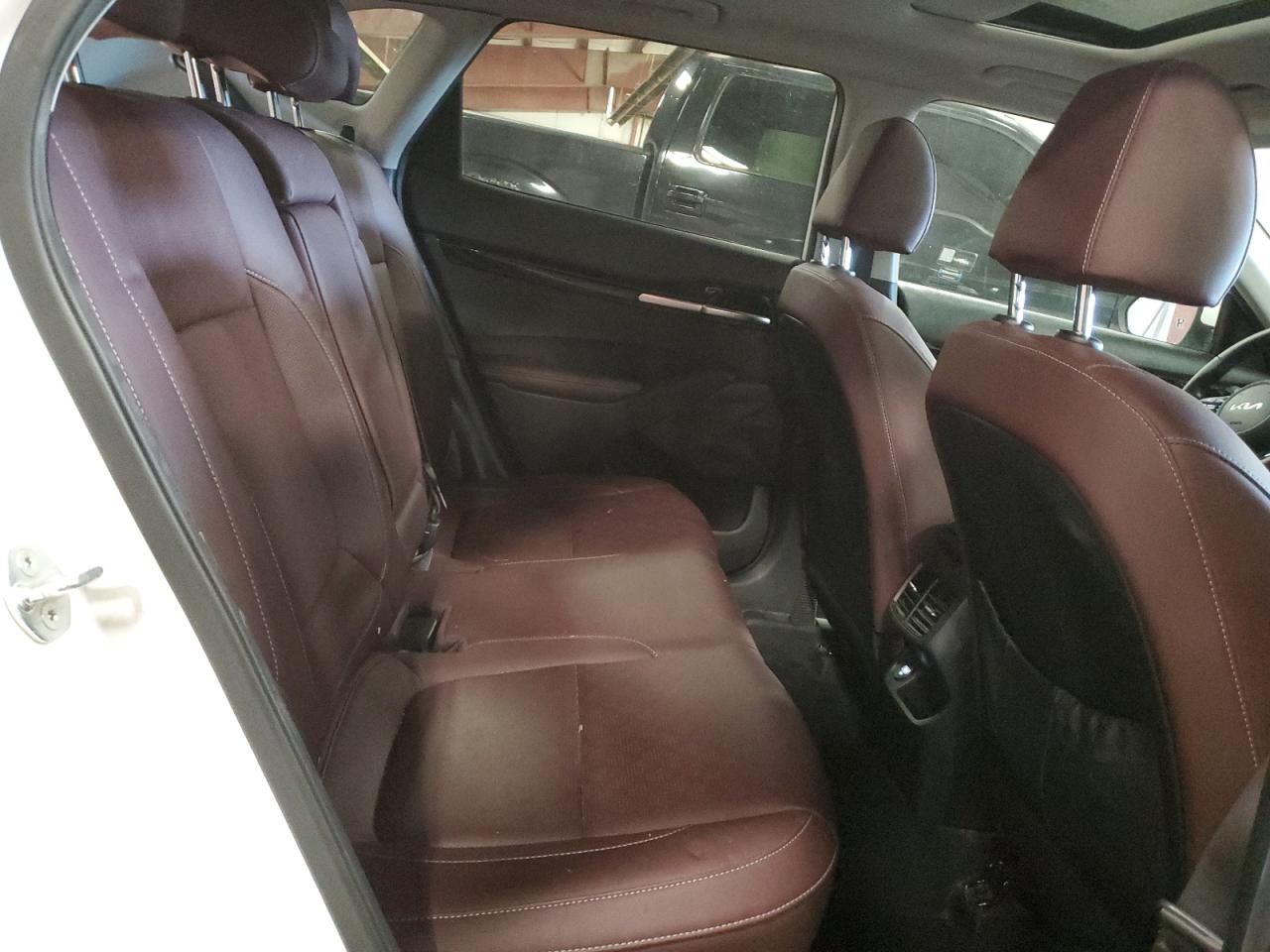 2023 Kia Seltos Sx VIN: KNDETCA28P7454609 Lot: 82659845