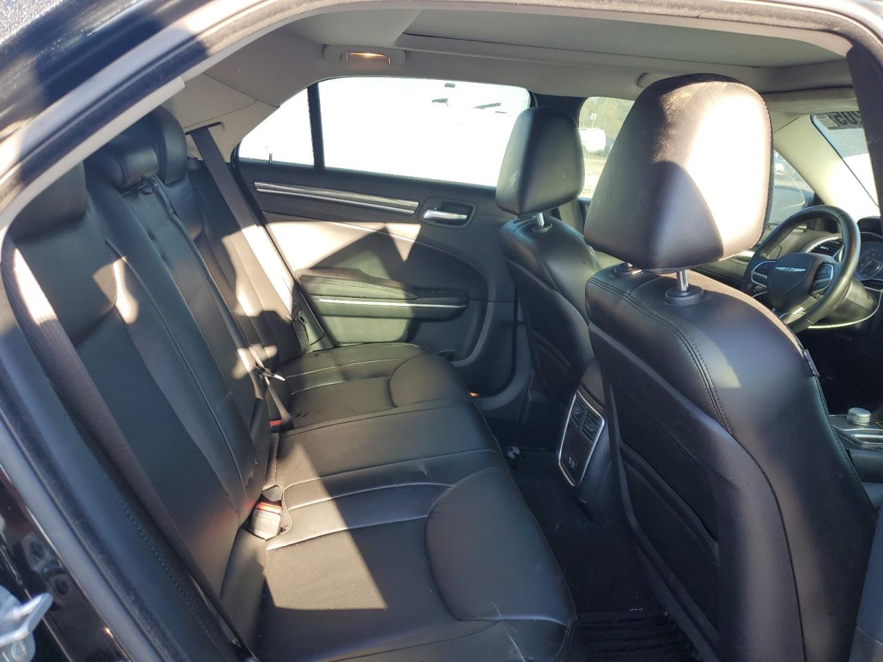 2020 Chrysler 300 Touring VIN: 2C3CCAAG4LH242011 Lot: 87403205