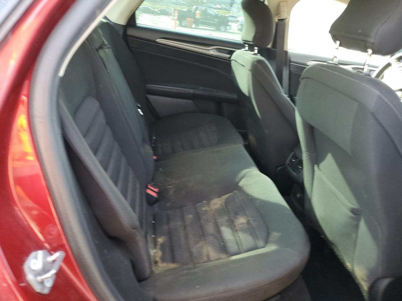 2019 Ford Fusion Se VIN: 3FA6P0LUXKR210473 Lot: 85105965