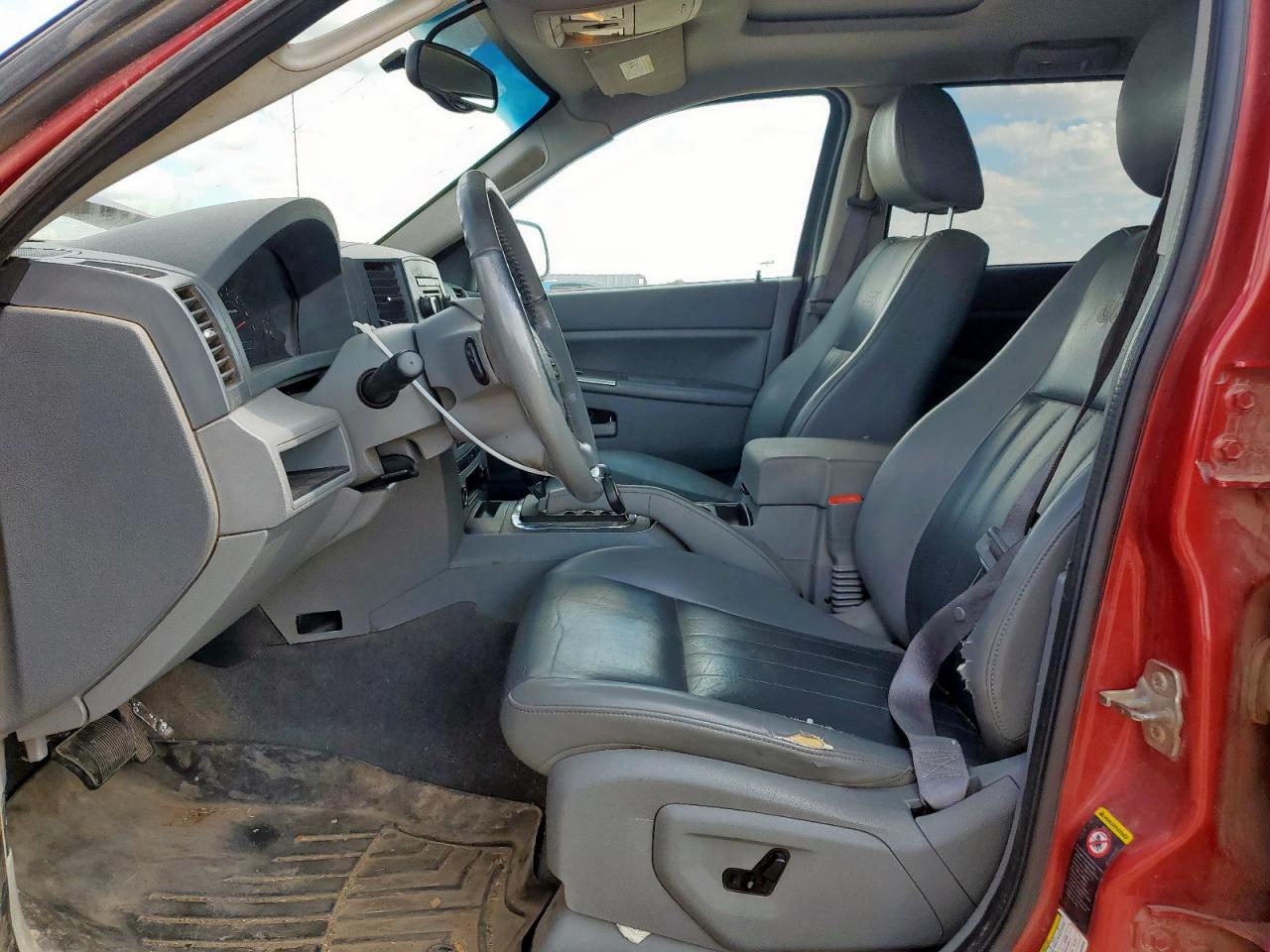 2005 Jeep Grand Cherokee Laredo VIN: 1J8HS48N05C658565 Lot: 85860765