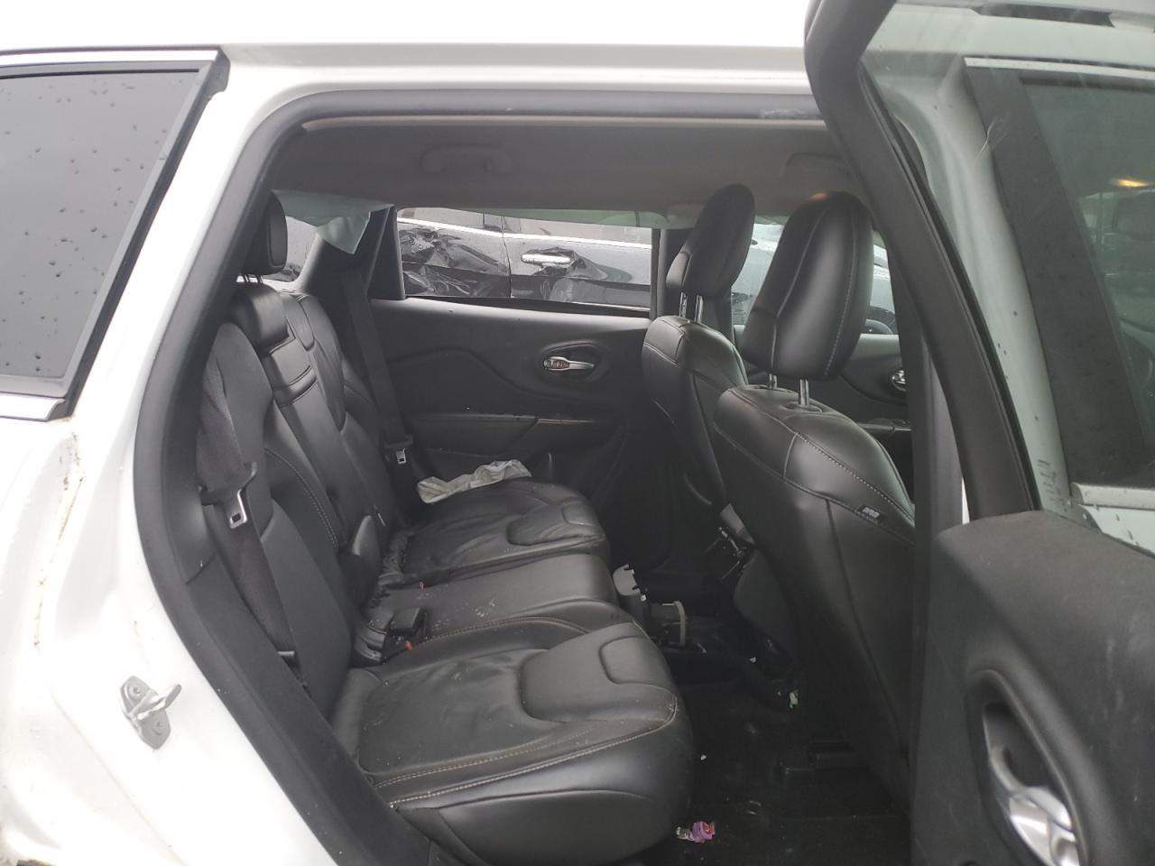 2015 Jeep Cherokee Limited VIN: 1C4PJMDS2FW665180 Lot: 84660375