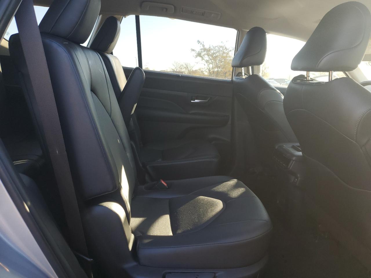 2024 Toyota Grand Highlander Xle VIN: 5TDAAAB54RS013344 Lot: 86495895