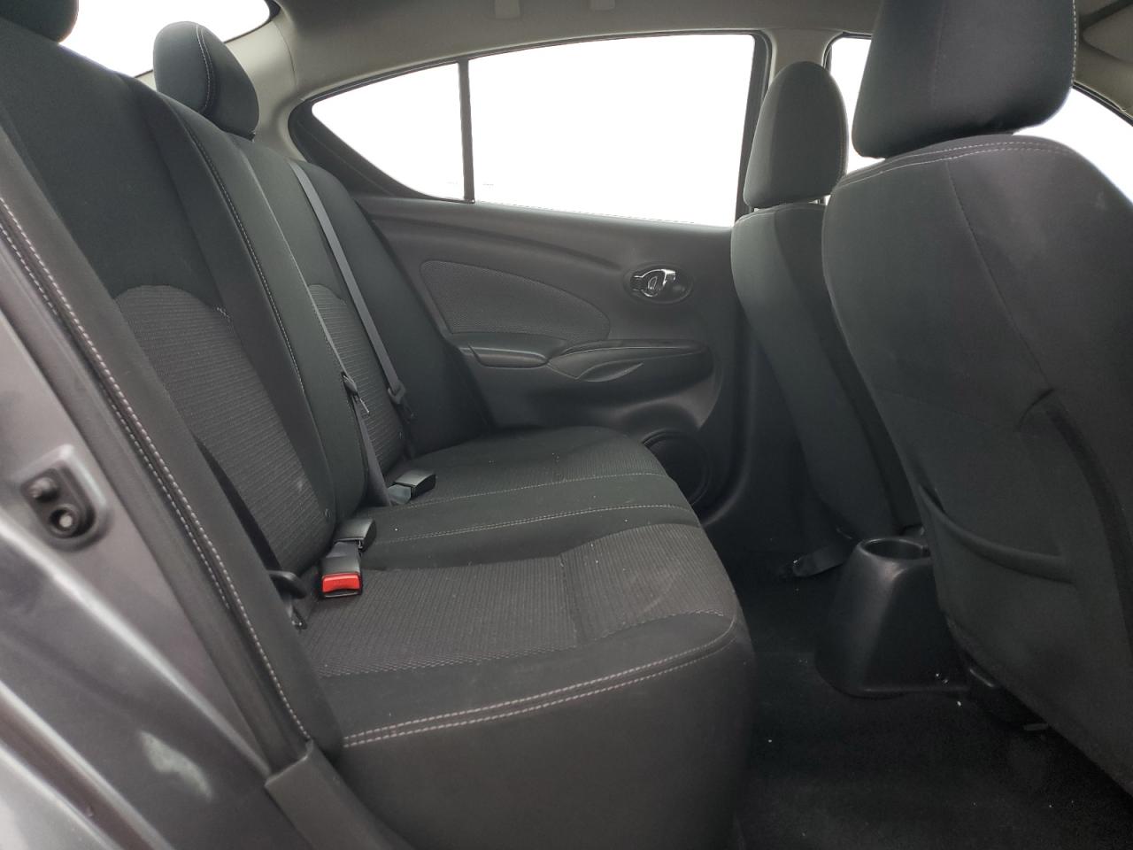 2017 Nissan Versa S VIN: 3N1CN7AP5HL893545 Lot: 82427365