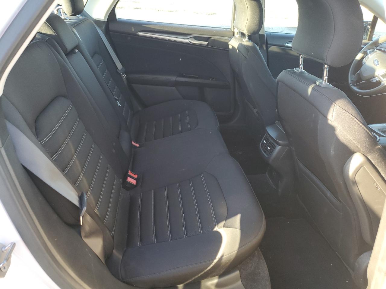 2015 Ford Fusion Se VIN: 1FA6P0HD1F5116516 Lot: 82325795