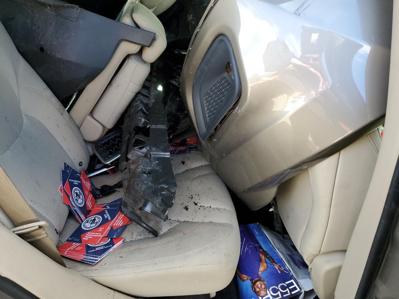 2019 Jeep Cherokee Latitude VIN: 1C4PJLCBXKD123004 Lot: 82732385