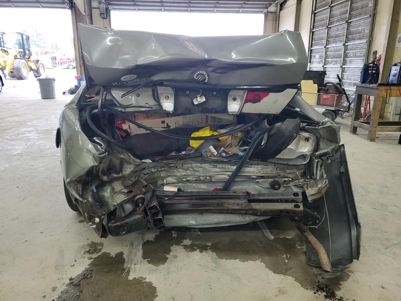 2003 Mercury Grand Marquis Gs VIN: 2MEFM74W23X636199 Lot: 82731695