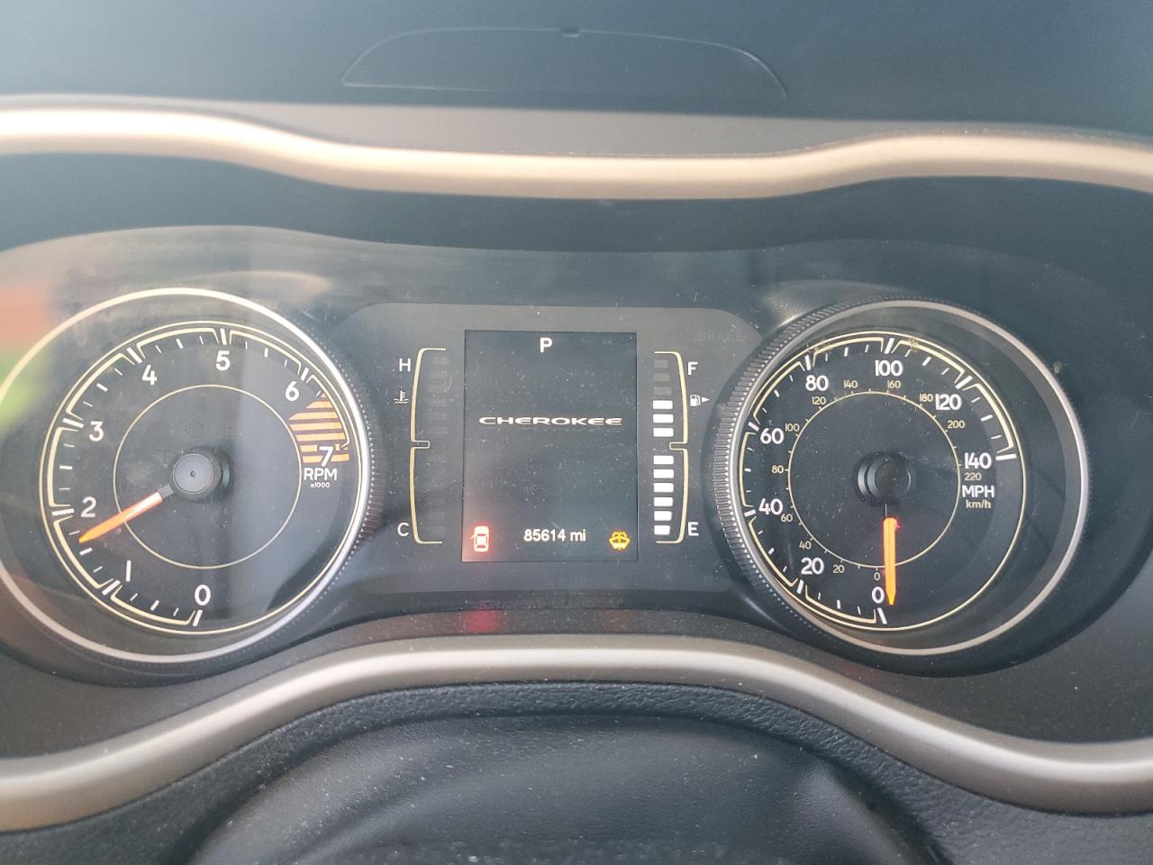 2017 Jeep Cherokee Latitude VIN: 1C4PJLCB4HW660805 Lot: 90220435