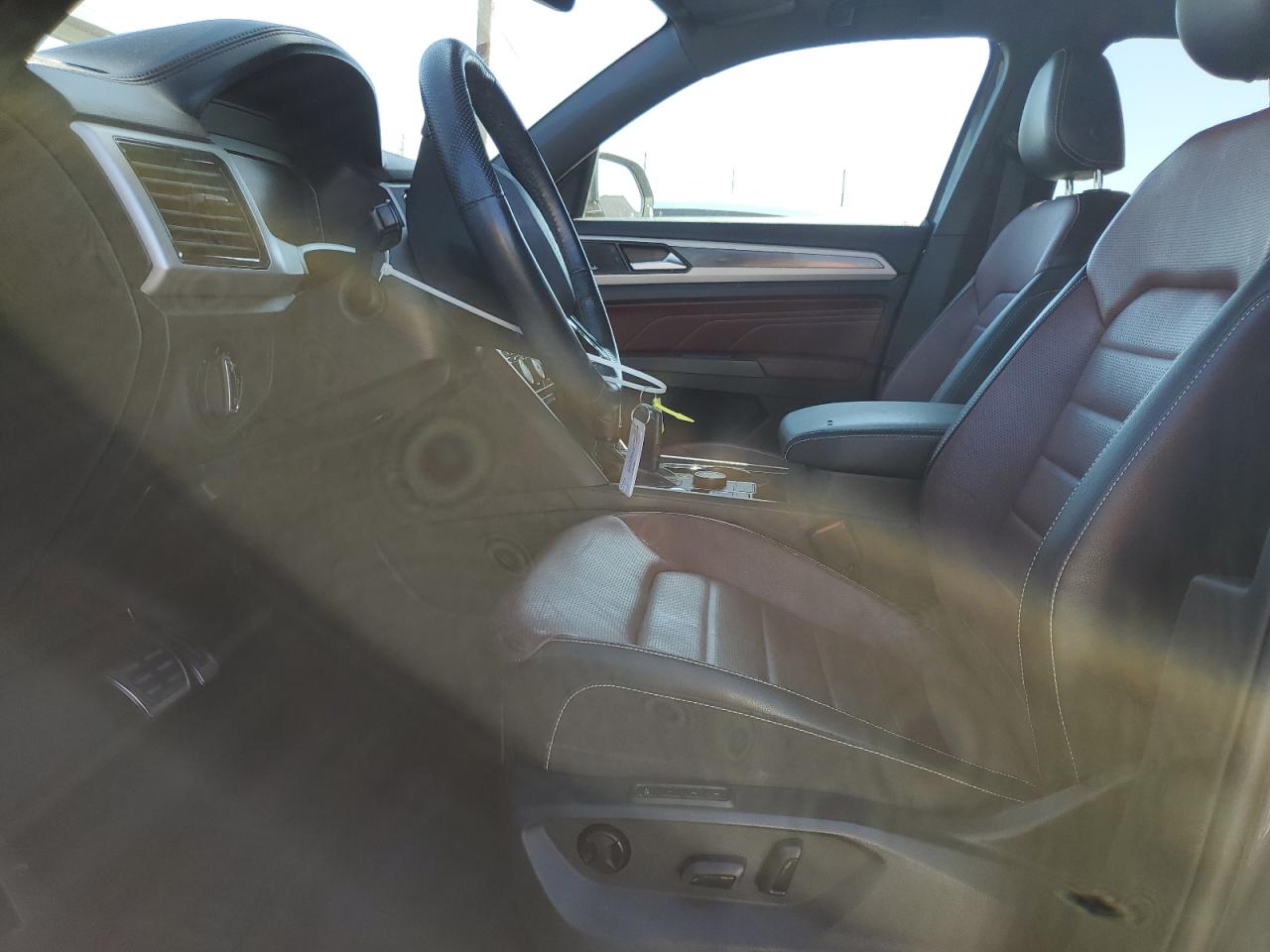 2022 Volkswagen Atlas Cross Sport Sel Premium R-Line VIN: 1V2FE2CA6NC215737 Lot: 89704955