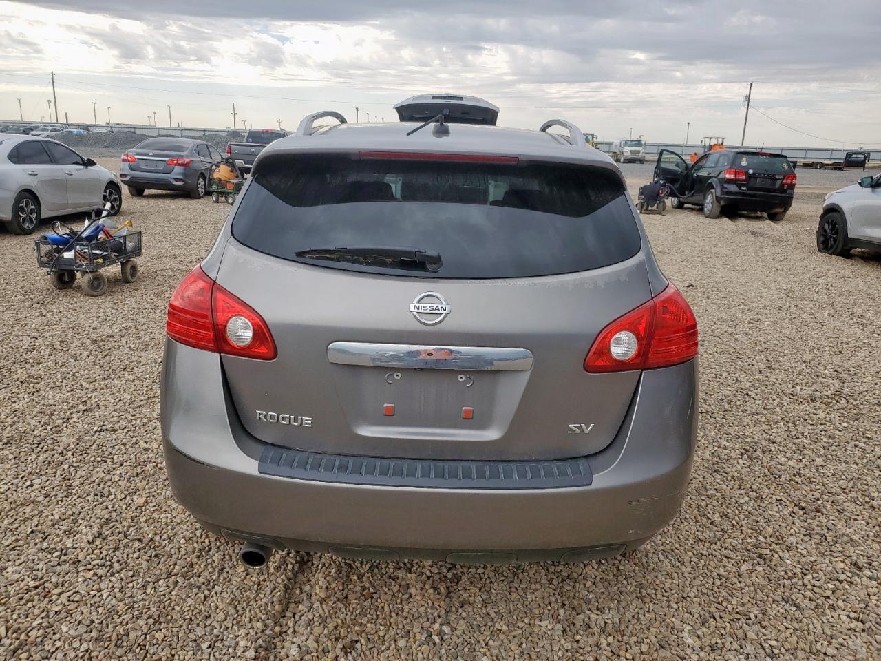 2011 Nissan Rogue S VIN: JN8AS5MT8BW568209 Lot: 82453095