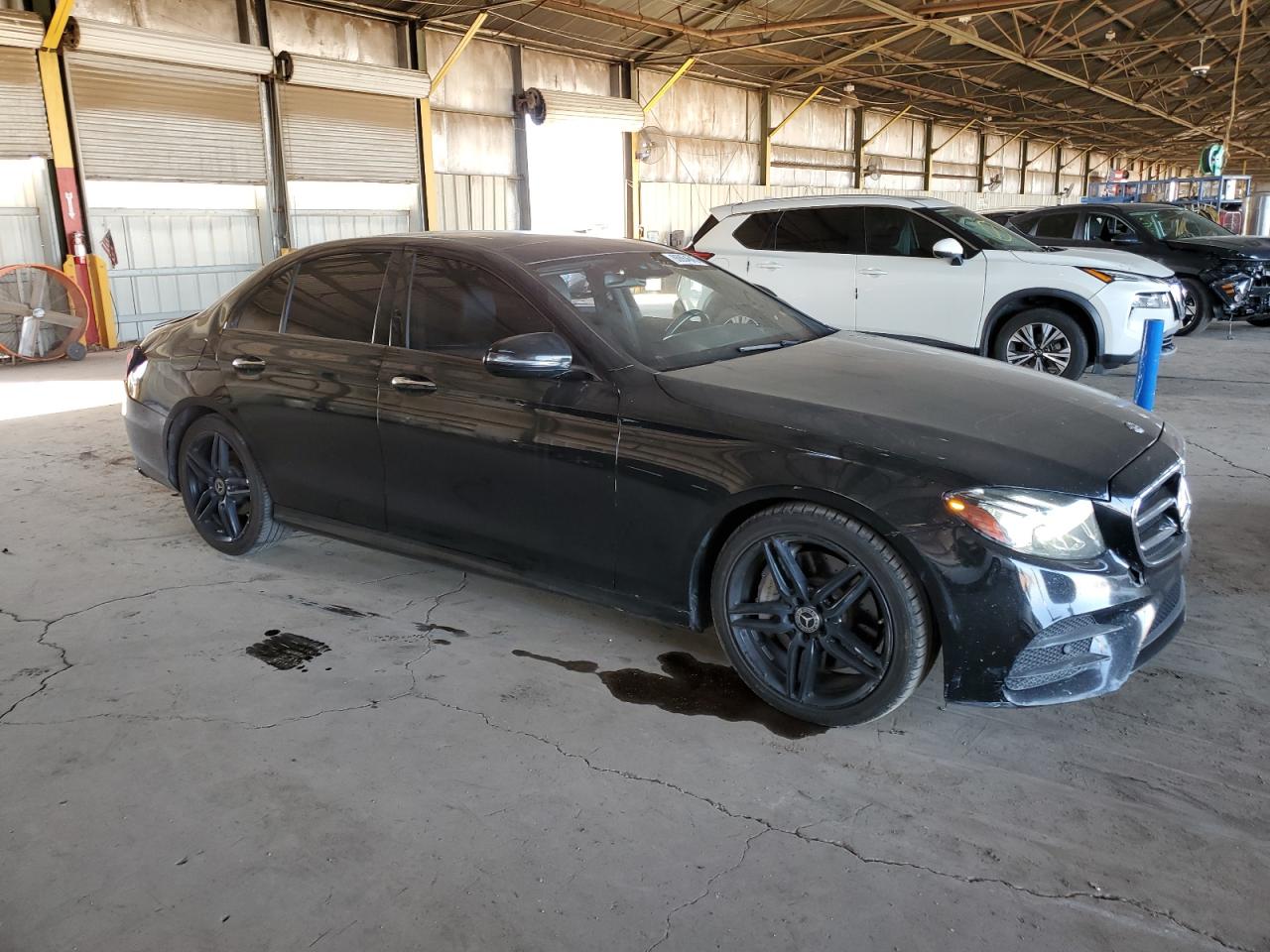 V (W213, S213, C238) V (W213, S213, C238)