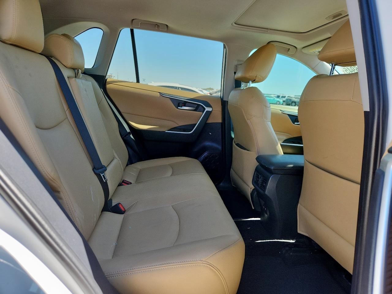 2020 Toyota Rav4 Xle VIN: 2T3W1RFV1LW075790 Lot: 85846945