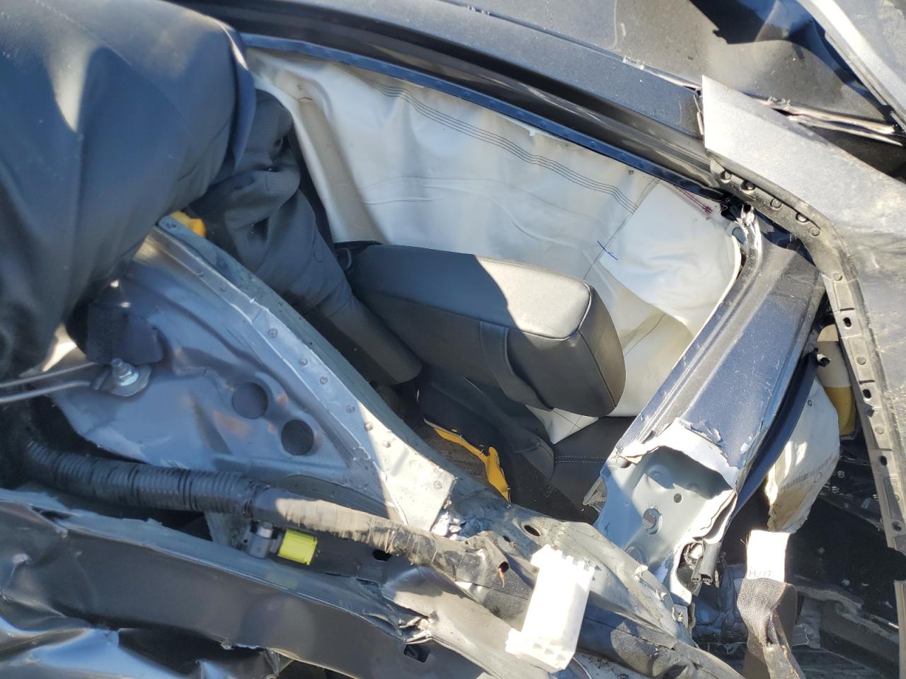 2018 Infiniti Q50 Luxe VIN: JN1EV7AP2JM355079 Lot: 82000885