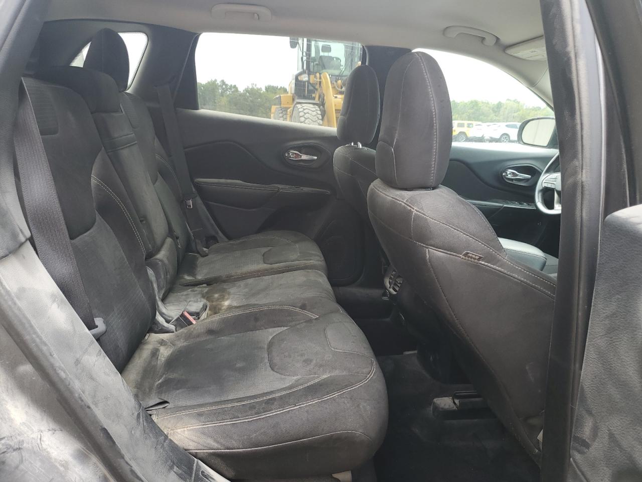 2015 Jeep Cherokee Latitude VIN: 1C4PJLCSXFW782503 Lot: 85921575