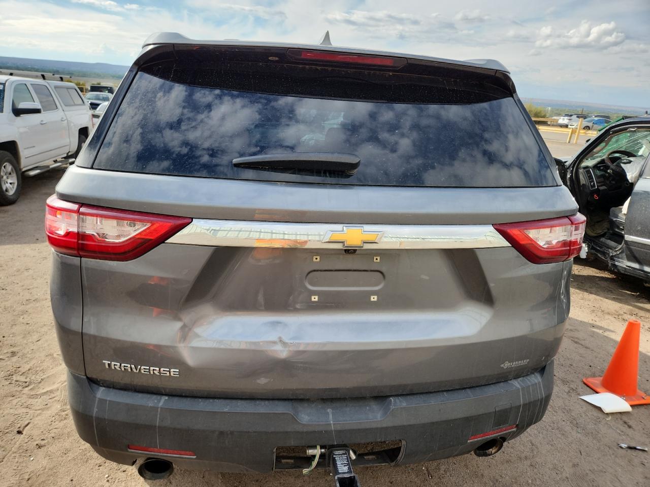 2020 Chevrolet Traverse Ls VIN: 1GNERFKW3LJ267770 Lot: 85516115