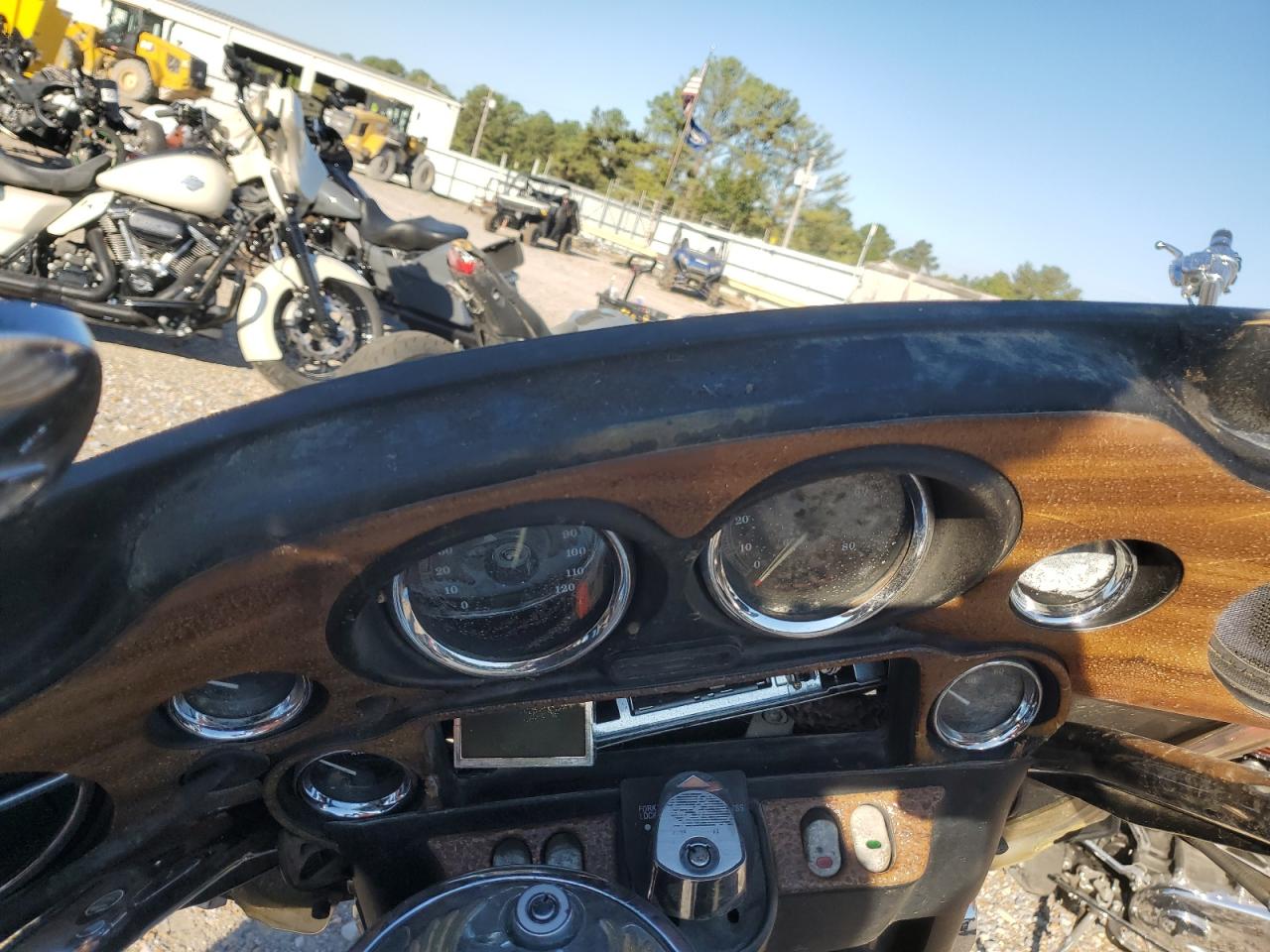 2002 Harley-Davidson Flhtcui Shrine VIN: 1HD1FLW1X2Y603478 Lot: 84977685