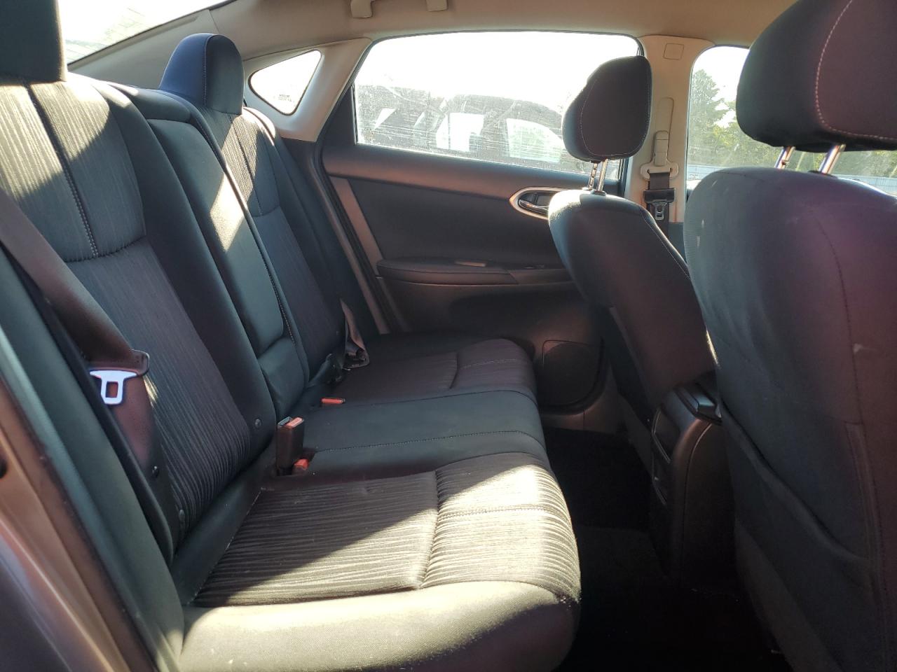 2016 Nissan Sentra S VIN: 3N1AB7AP0GL640759 Lot: 84586015