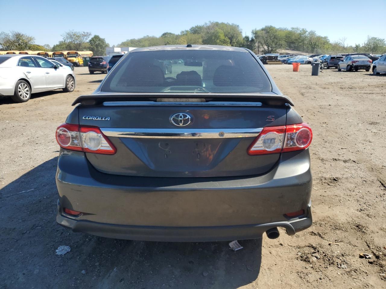 2011 Toyota Corolla Base VIN: 2T1BU4EE5BC632834 Lot: 82294815