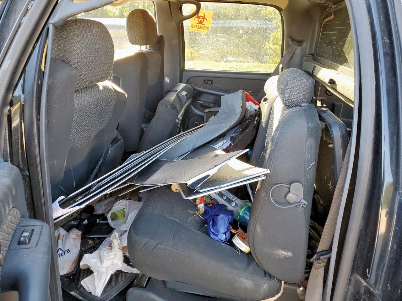 2002 Chevrolet Avalanche C1500 VIN: 3GNEC13T52G327749 Lot: 90517395