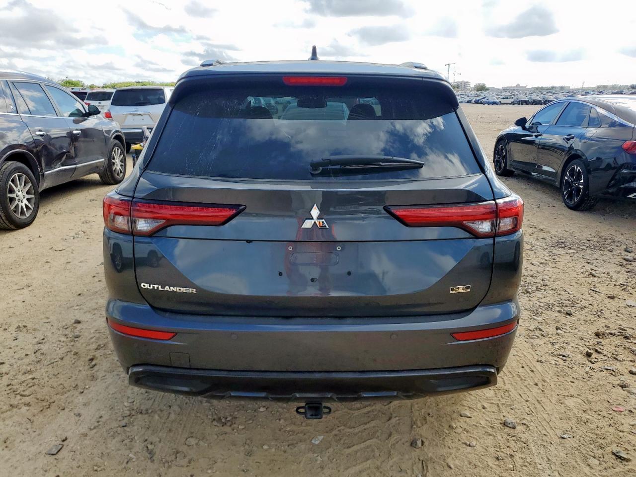 2024 Mitsubishi Outlander Sel VIN: JA4J3WA88RZ081724 Lot: 85328575