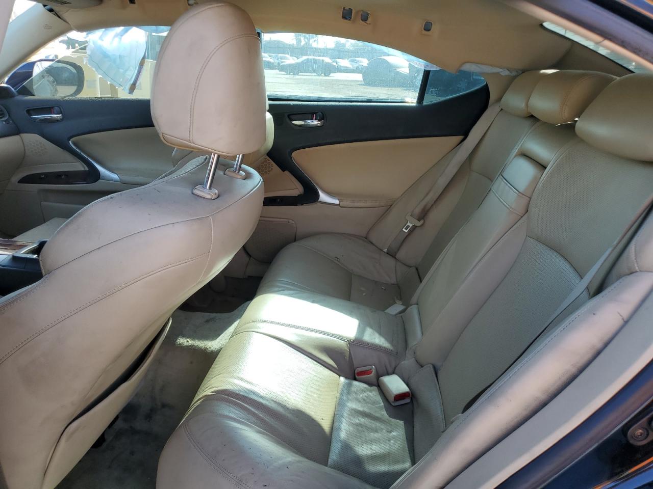 2007 Lexus Is 350 VIN: JTHBE262772007328 Lot: 82767075