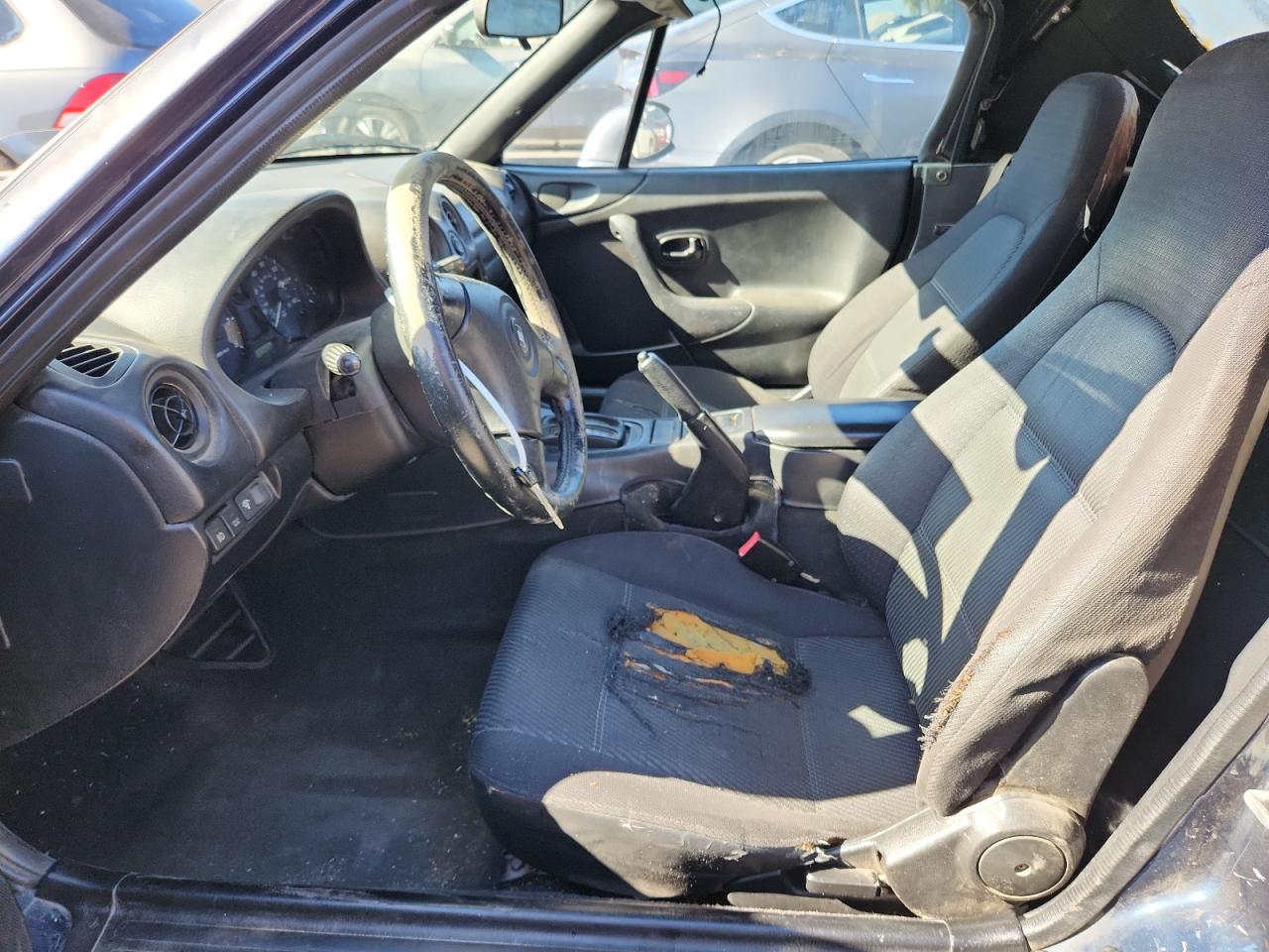 2000 Mazda Mx-5 Miata Base VIN: JM1NB3537Y0155614 Lot: 91103565