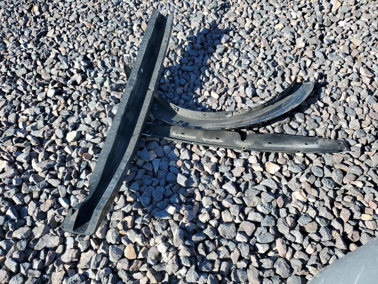 2008 Ford Explorer Xlt VIN: 1FMEU73898UA70732 Lot: 90444515