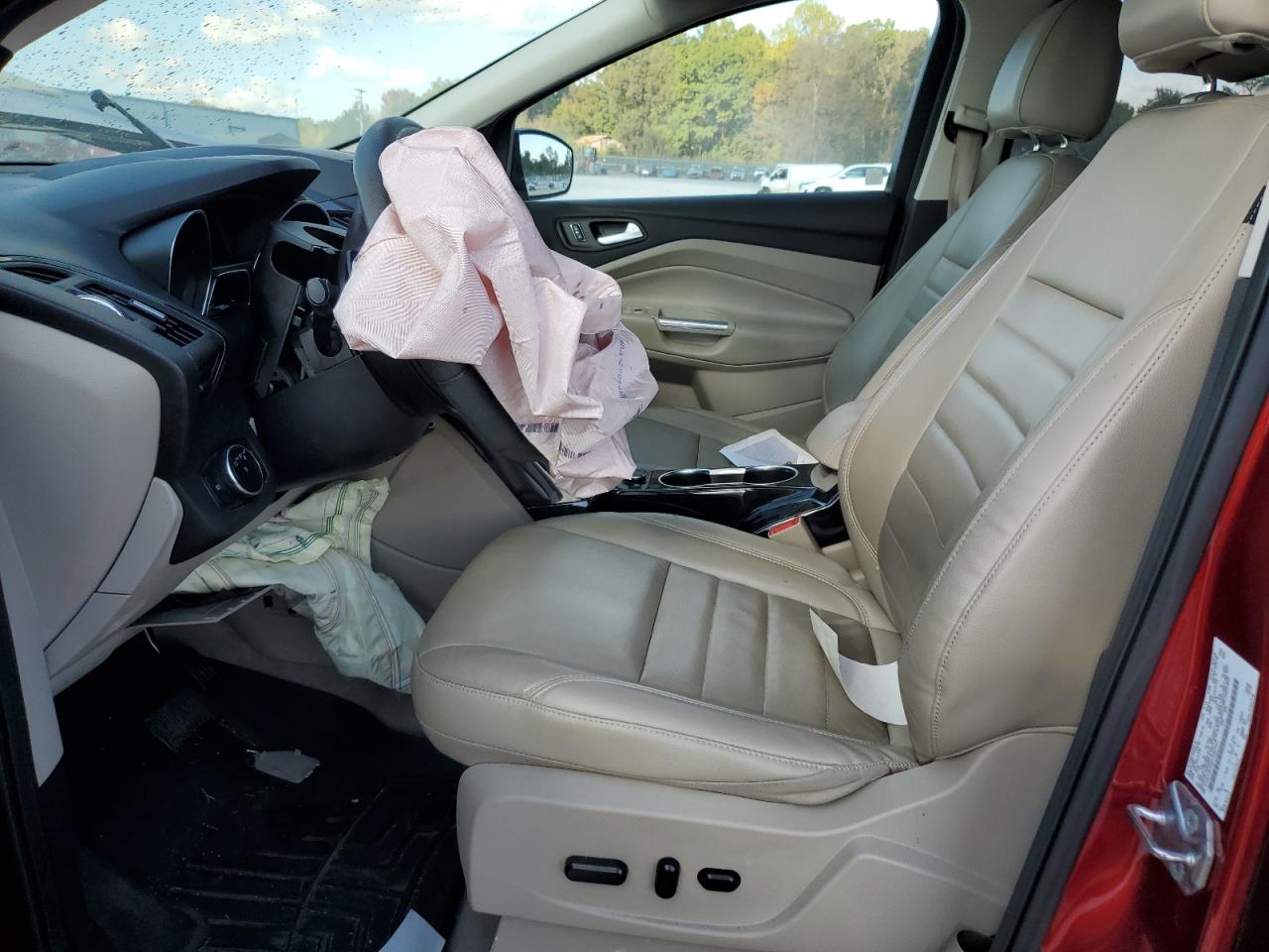 2015 Ford Escape Titanium VIN: 1FMCU9J94FUB00747 Lot: 85133265