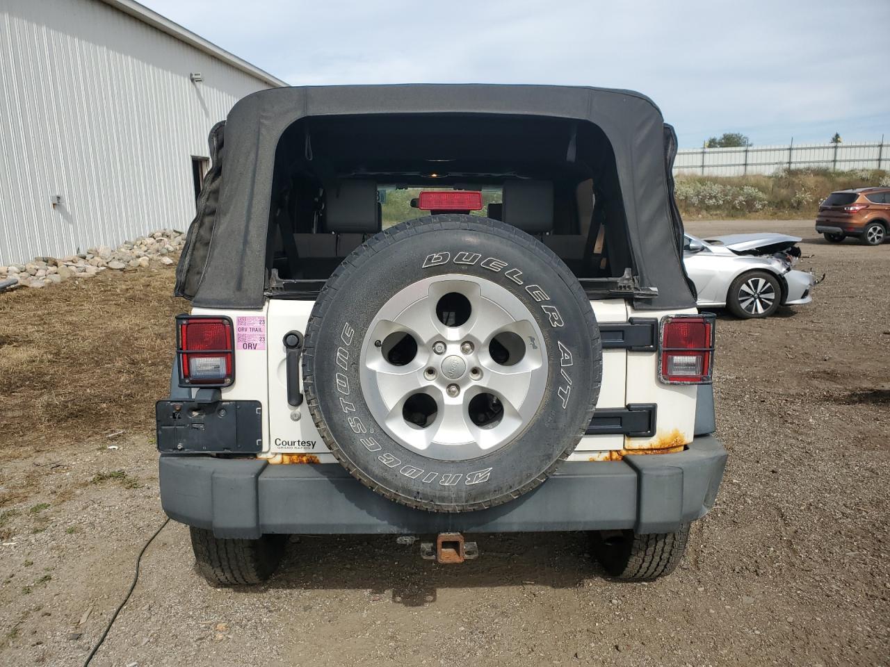 2008 Jeep Wrangler Unlimited X VIN: 1J8GA39158L654942 Lot: 81987735