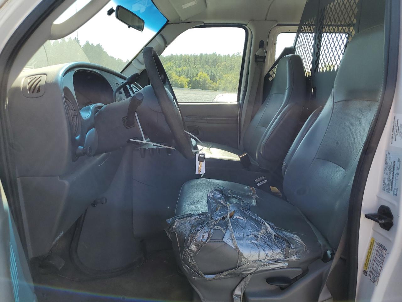 2005 Ford Econoline E150 Van VIN: 1FTRE14WX5HA49311 Lot: 81977455